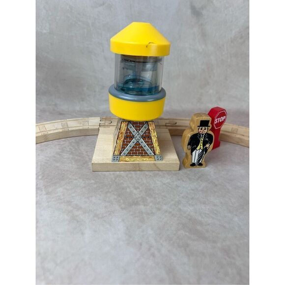 Vintage Thomas And Friends Wooden Railway Water Tank Bridge Fig 8 Complete Set - Picture 3 of 16